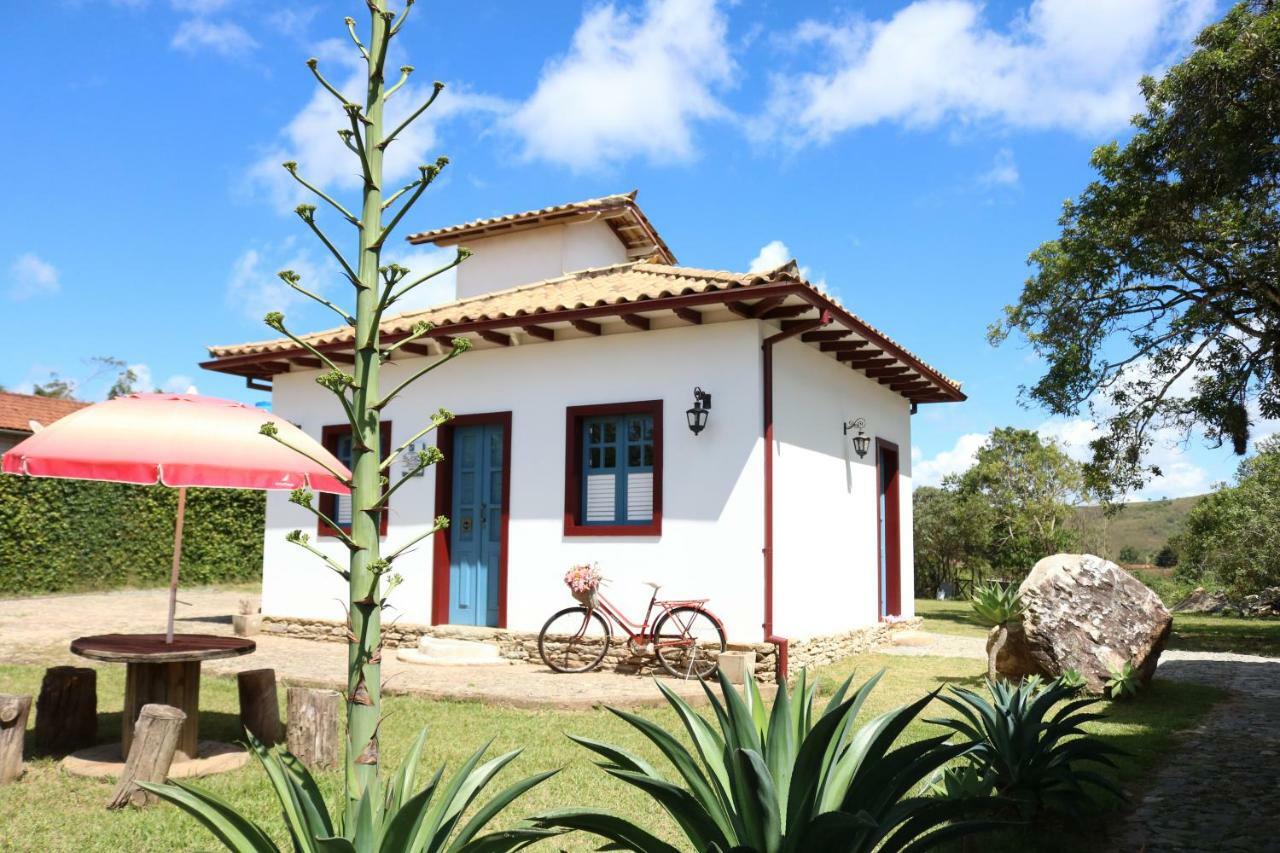 Chale Classico Lavras Novas Exterior photo